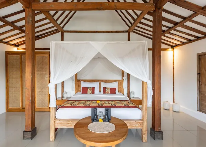 5 Bedroom Entire In Berawa Canggu * Dalung (Bali)
