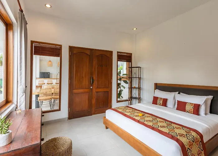 别墅 5 Bedroom Entire In Berawa Canggu
