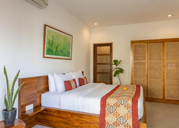 5 Bedroom Entire In Berawa Canggu 别墅 *