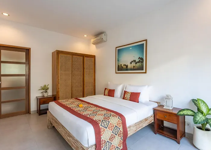 5 Bedroom Entire In Berawa Canggu