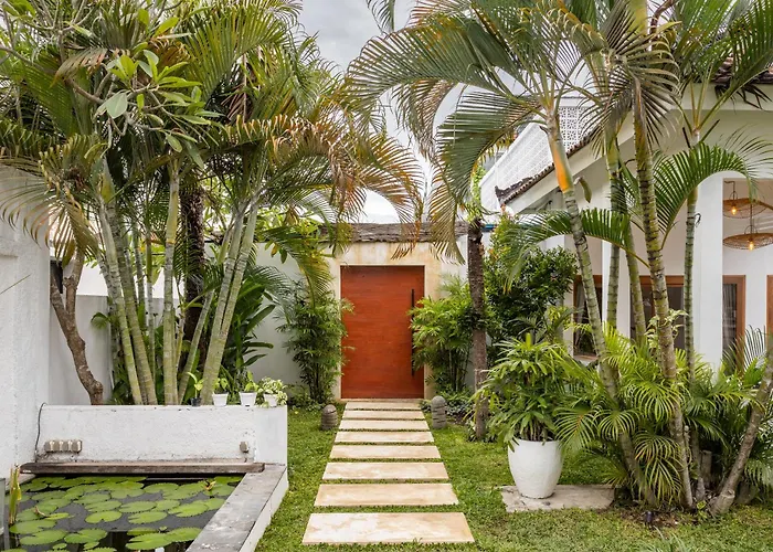 5 Bedroom Entire In Berawa Canggu Dalung (Bali)