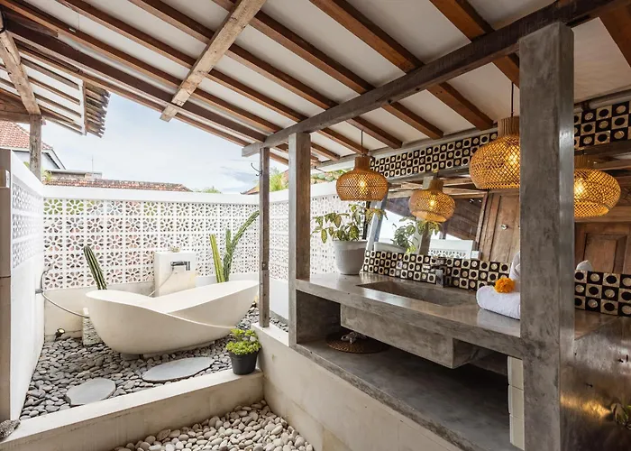 别墅 5 Bedroom Entire In Berawa Canggu